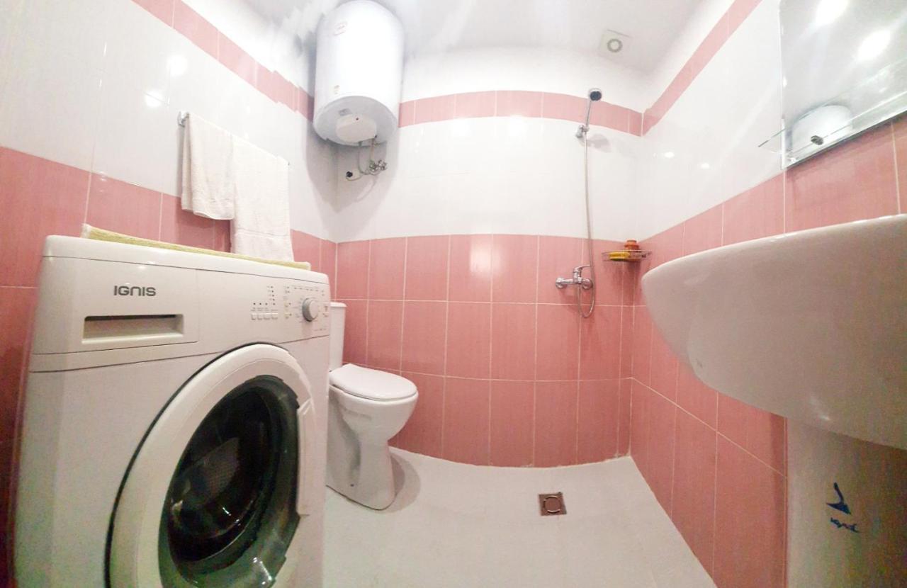 A Cheerful Villa With Free Parking Space Tirana Exterior foto